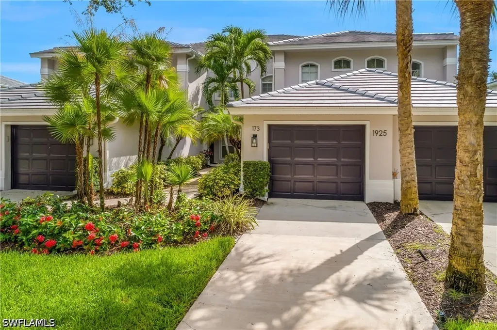 1925 Crestview Way Naples FL 34119
