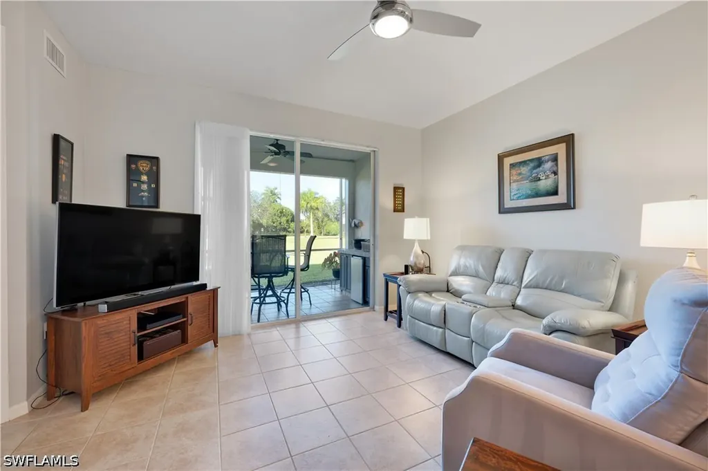 338 Newport Drive Naples FL 34114