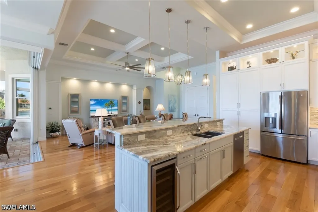 18018 Broadview Drive Naples FL 34114