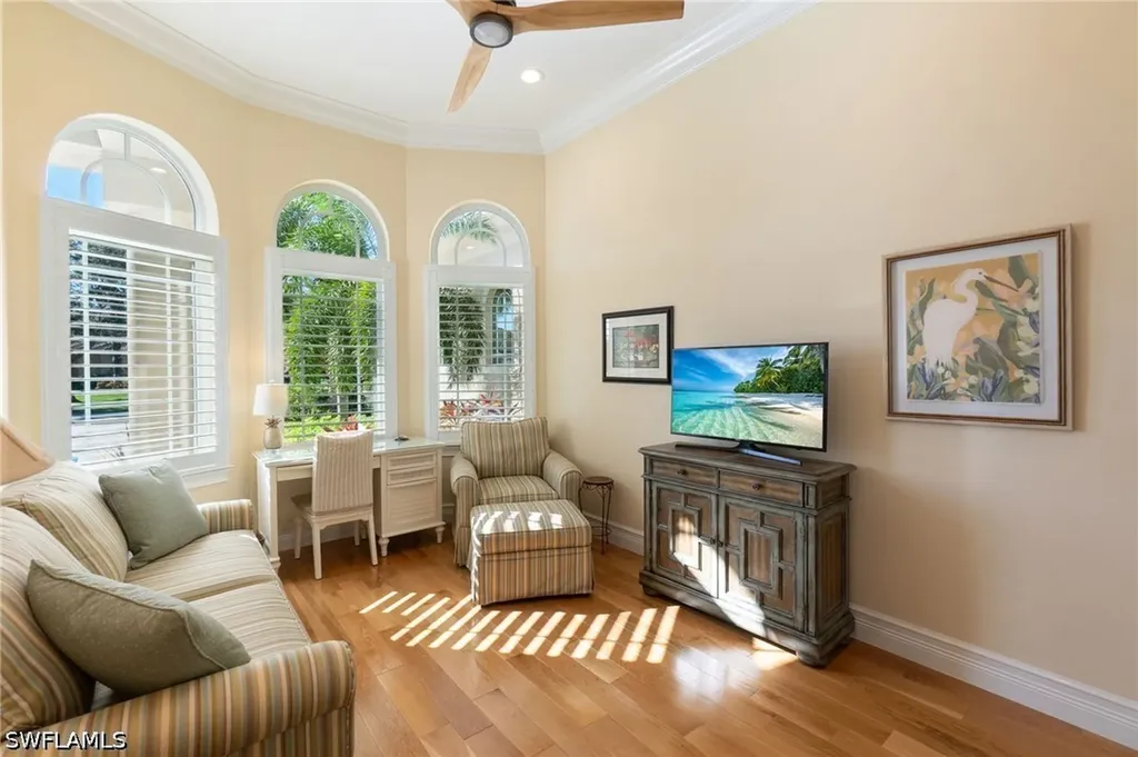 18018 Broadview Drive Naples FL 34114