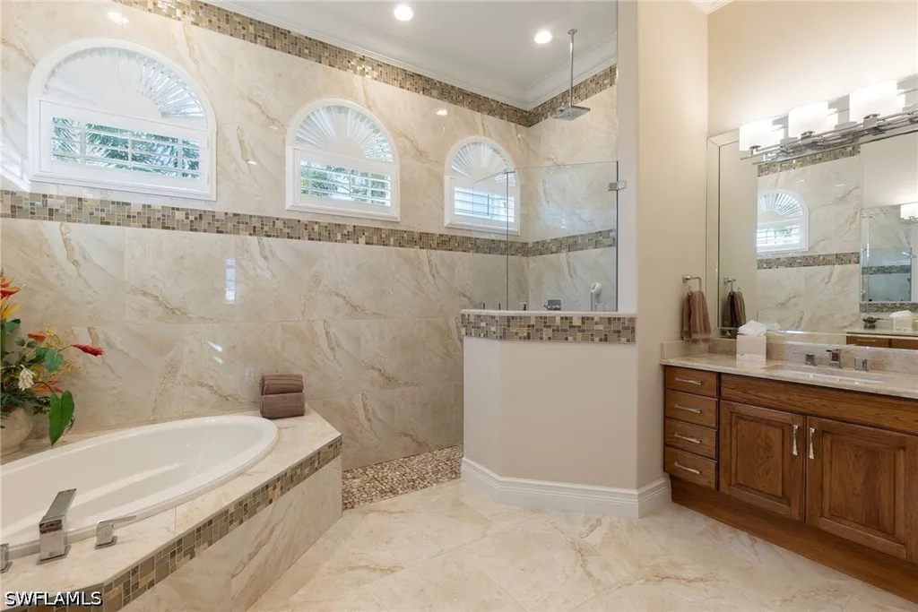 18018 Broadview Drive Naples FL 34114