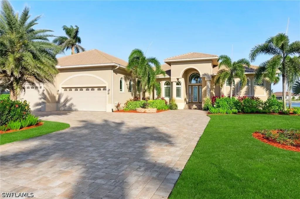 18018 Broadview Drive Naples FL 34114