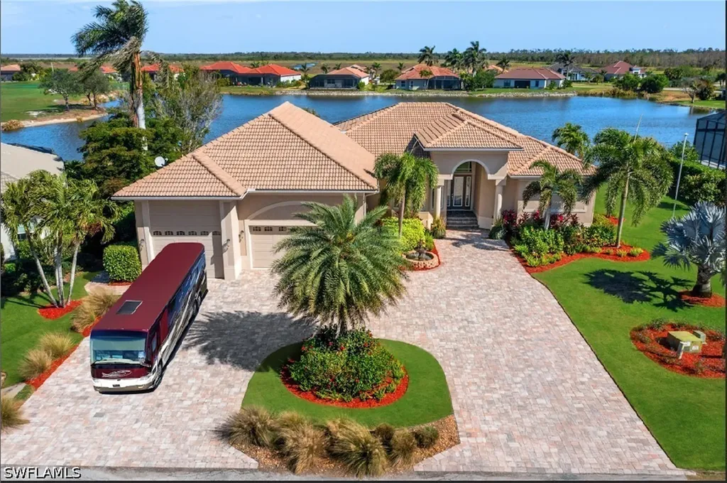 18018 Broadview Drive Naples FL 34114
