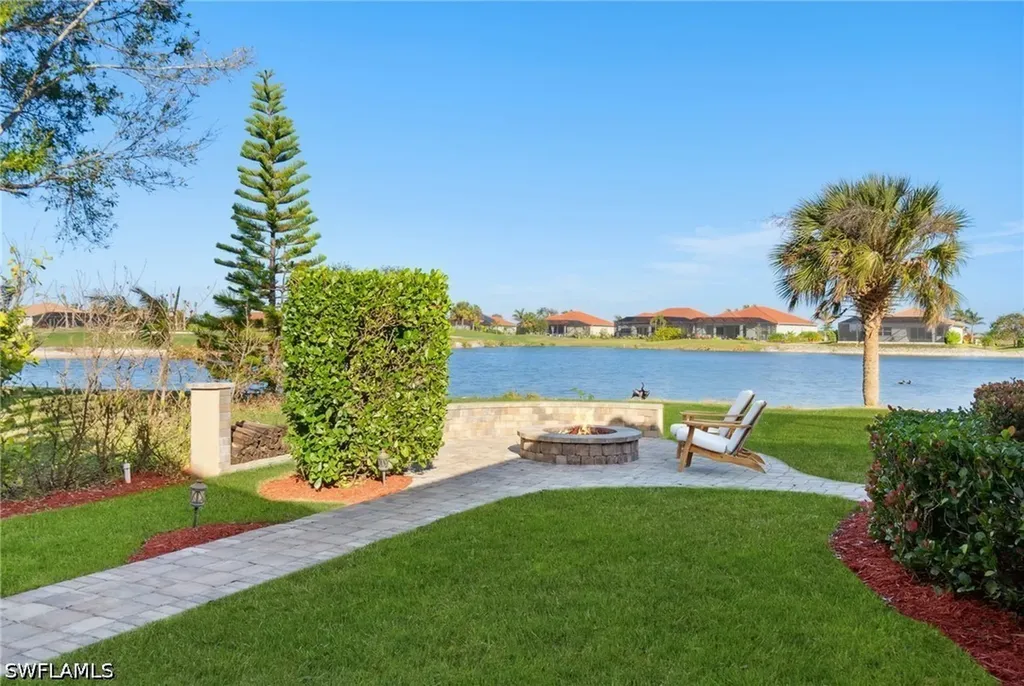 18018 Broadview Drive Naples FL 34114