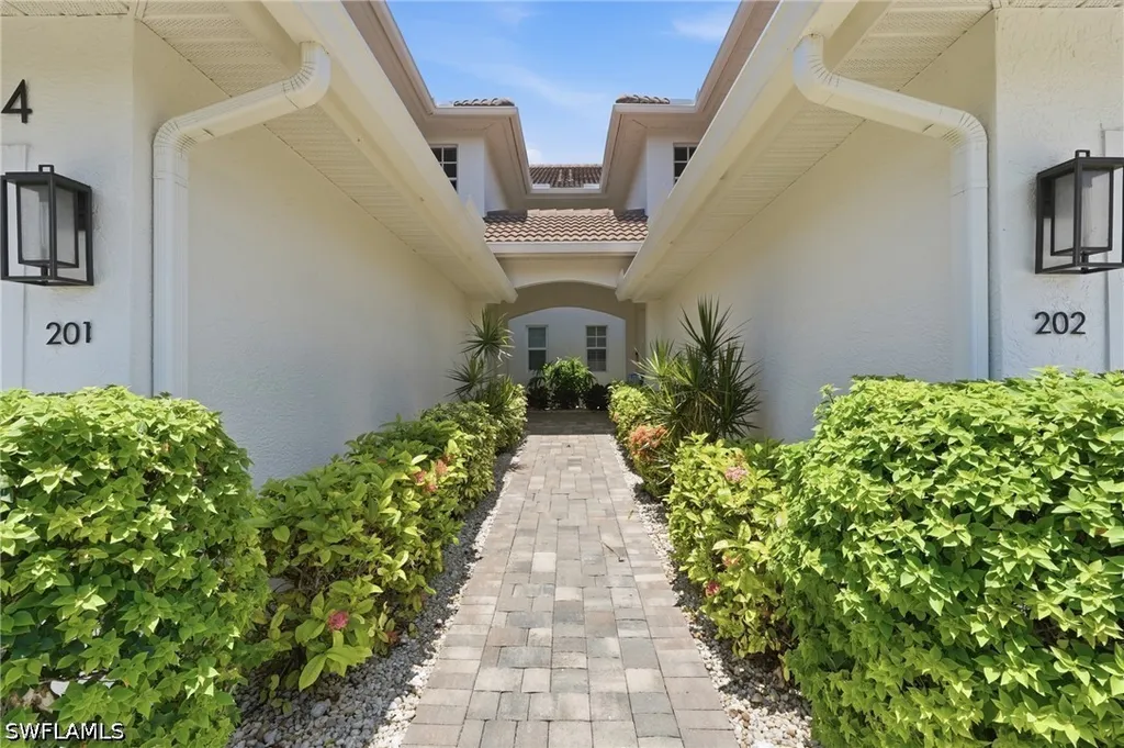 26914 Montego Pointe Court Bonita Springs FL 34134