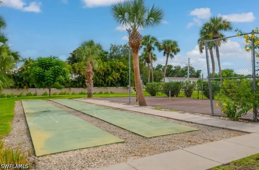 6979 Winkler Road Fort Myers FL 33919