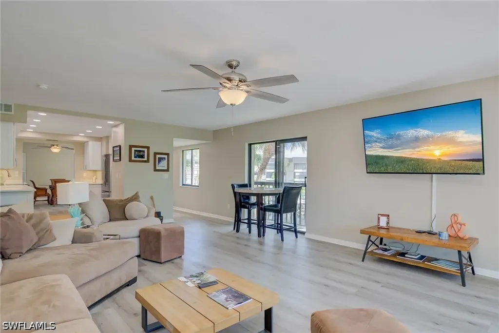 6979 Winkler Road Fort Myers FL 33919