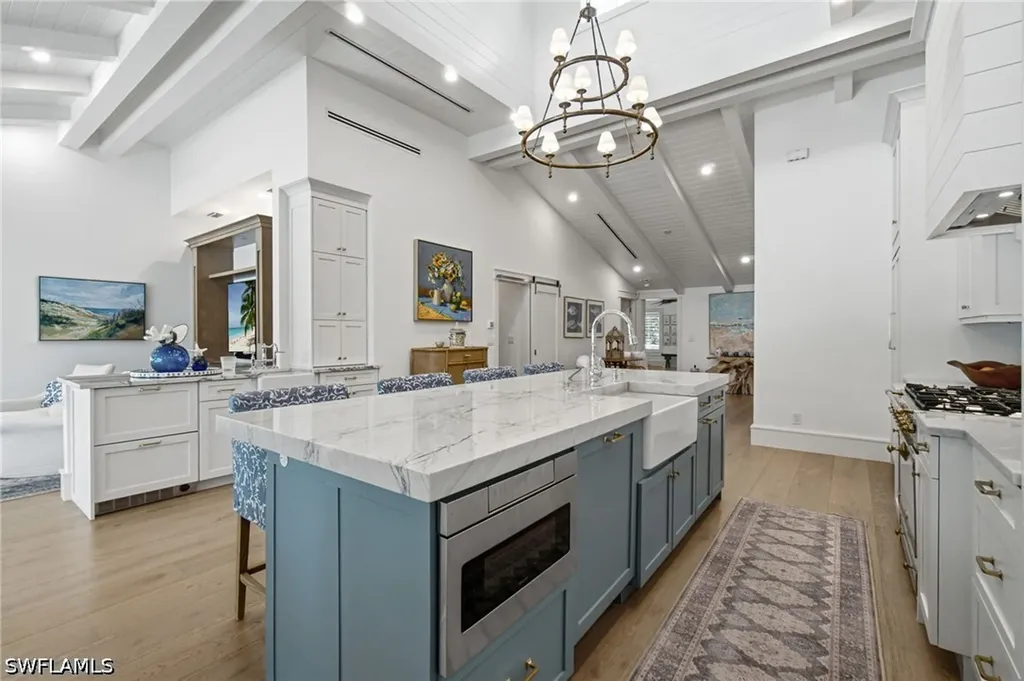 742 11th Avenue S Naples FL 34102