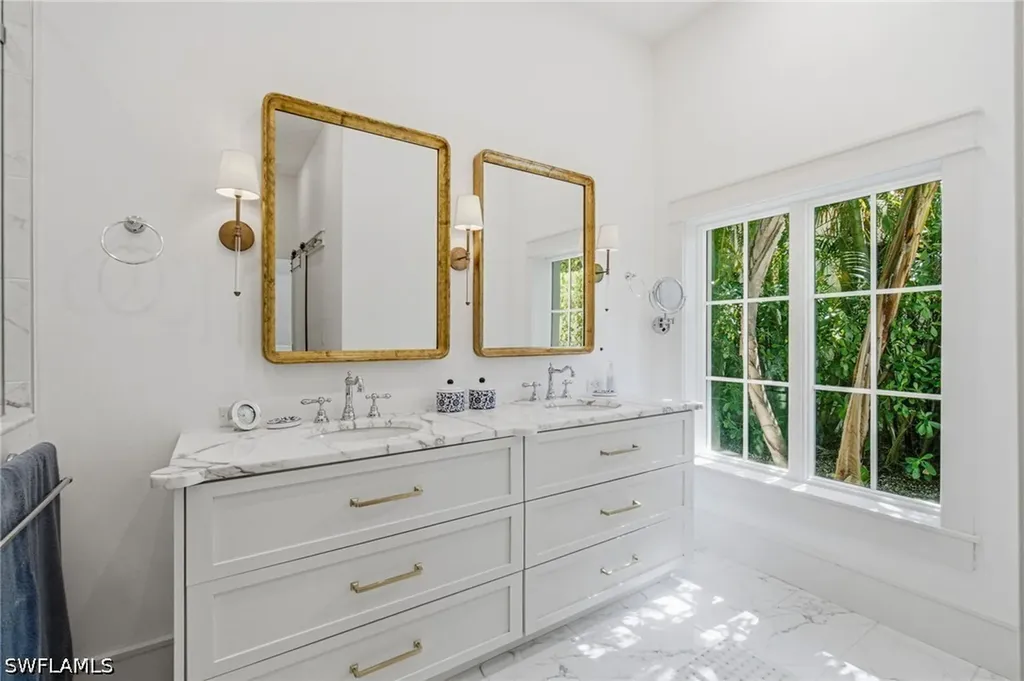 742 11th Avenue S Naples FL 34102