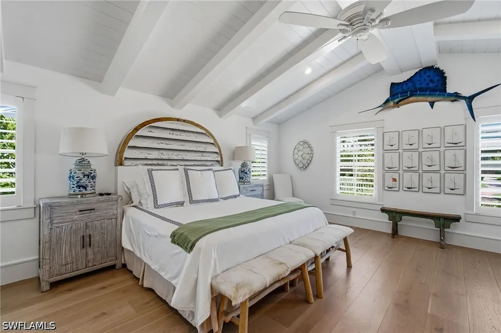 742 11th Avenue S Naples FL 34102