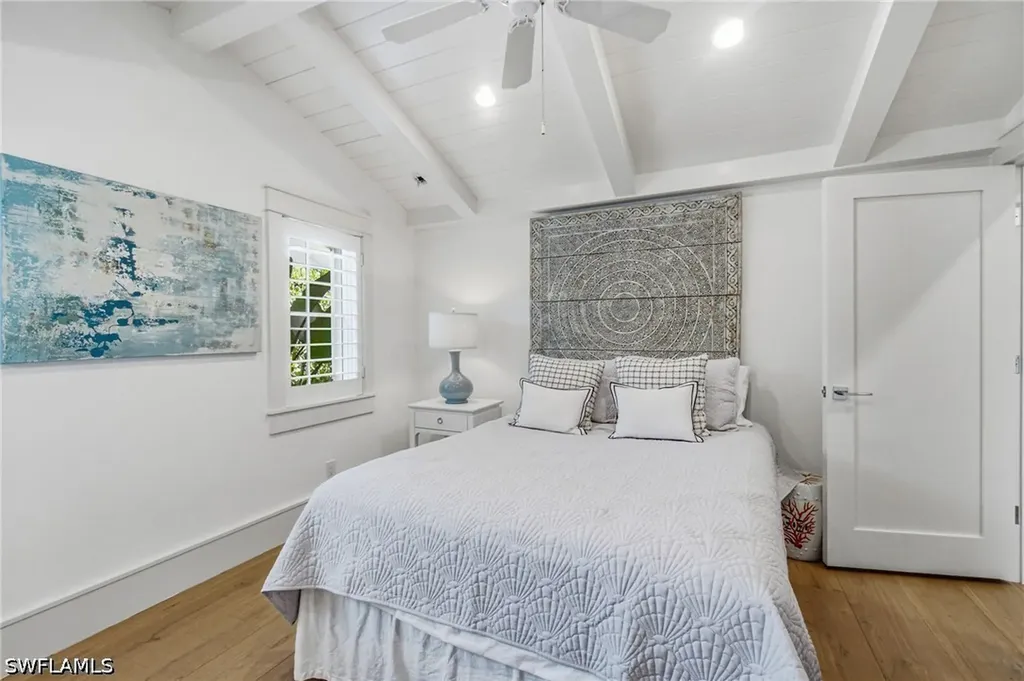 742 11th Avenue S Naples FL 34102