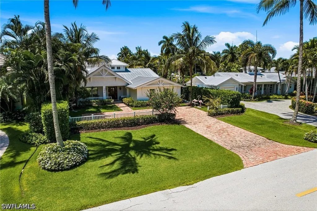 742 11th Avenue S Naples FL 34102