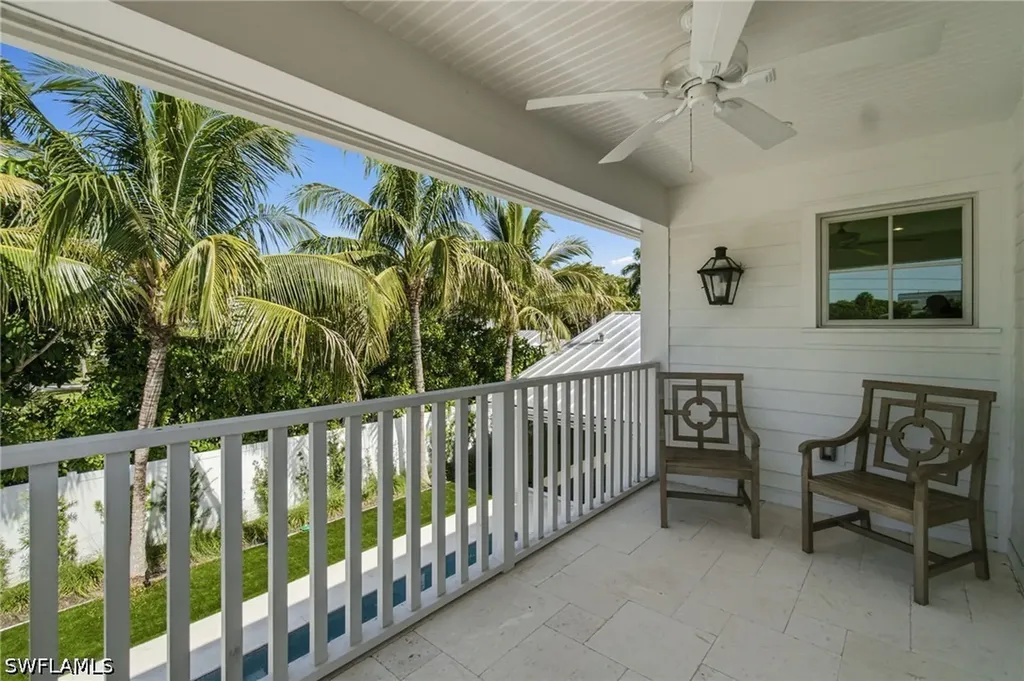 742 11th Avenue S Naples FL 34102