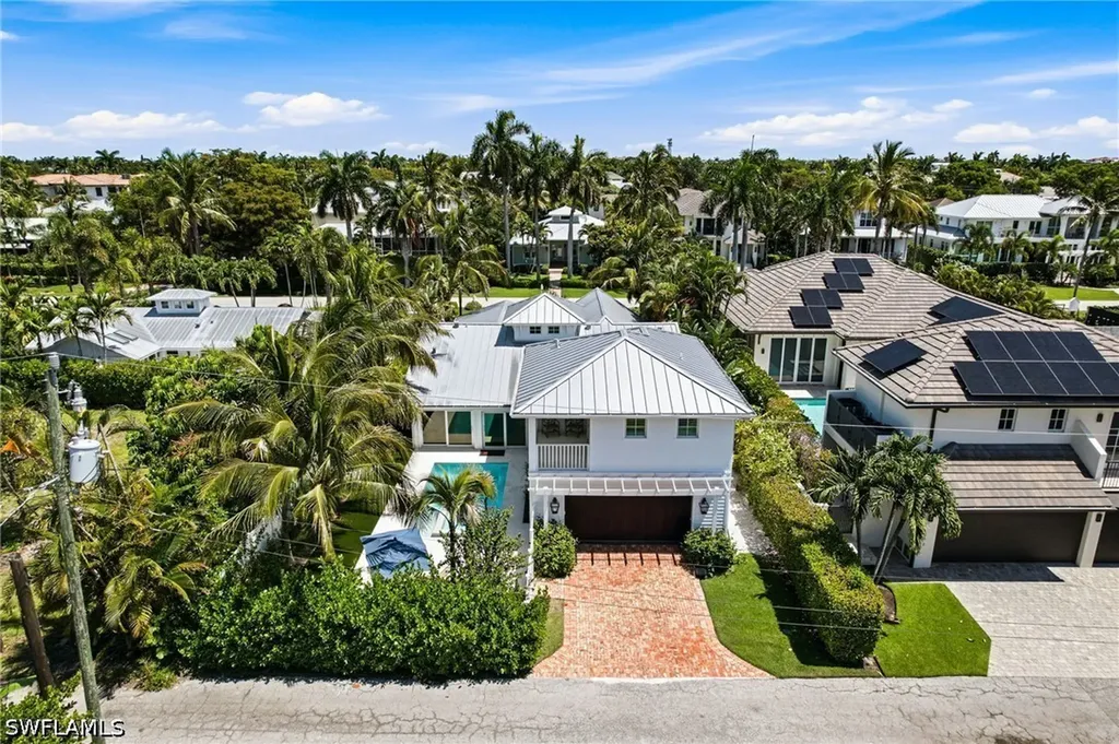 742 11th Avenue S Naples FL 34102