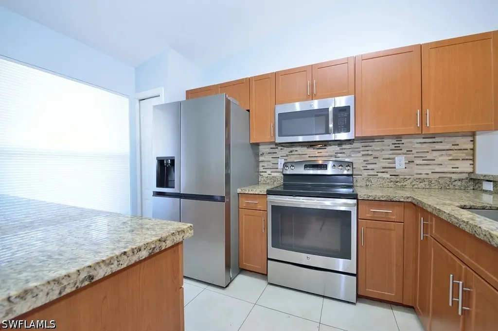 1042 Mainsail Drive Naples FL 34114