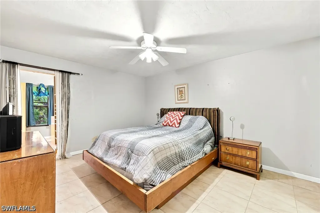 2315 54th Terrace SW Naples FL 34116
