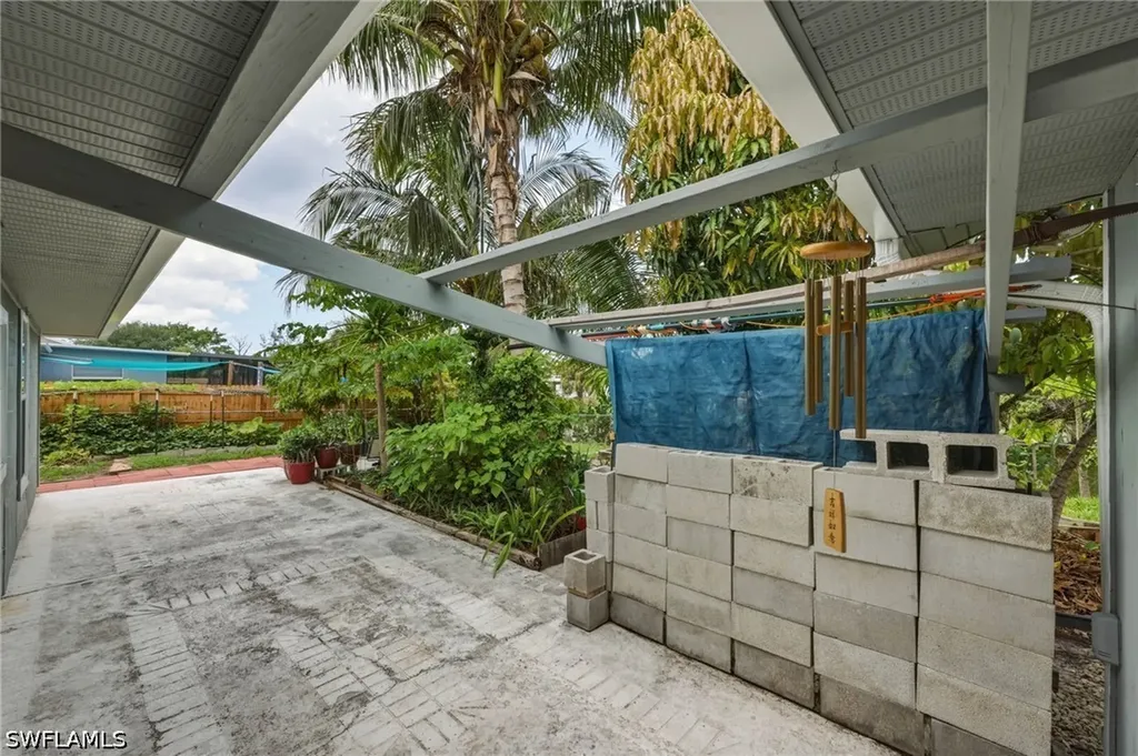2315 54th Terrace SW Naples FL 34116
