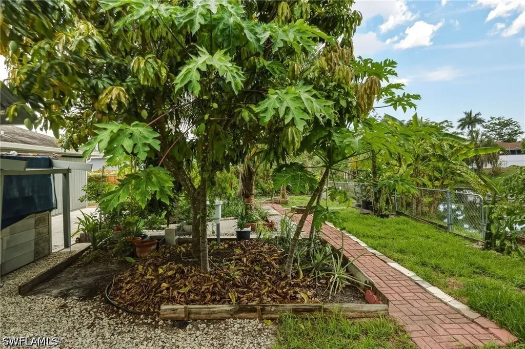 2315 54th Terrace SW Naples FL 34116