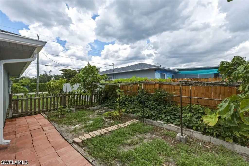 2315 54th Terrace SW Naples FL 34116