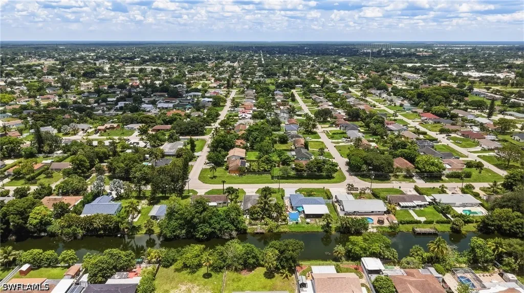 2315 54th Terrace SW Naples FL 34116