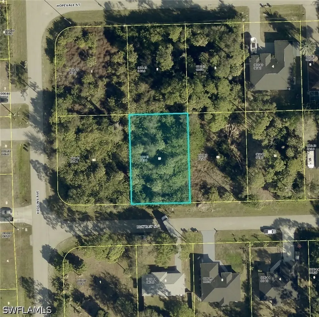 3852 Huntley Street Fort Myers FL 33905