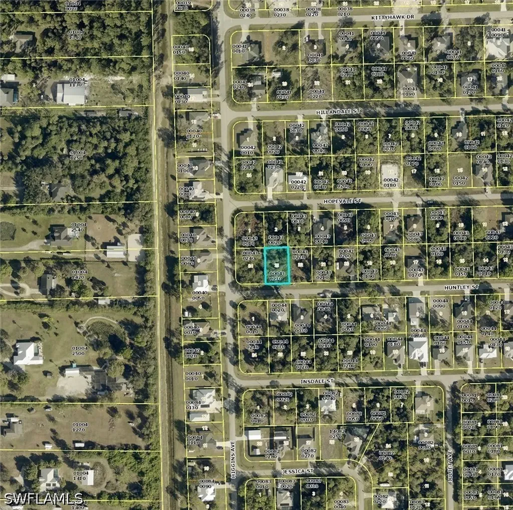 3852 Huntley Street Fort Myers FL 33905