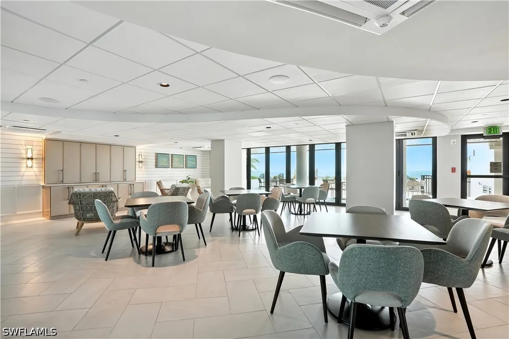 2400 Gulf Shore Boulevard N Naples FL 34103
