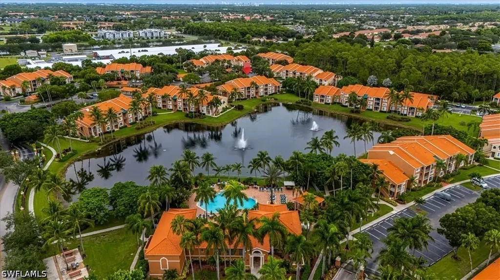 1205 Wildwood Lakes Boulevard Naples FL 34104
