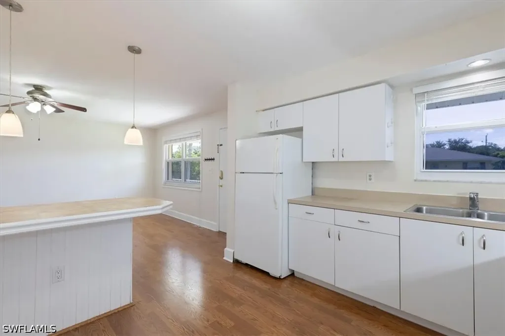 3325 Airport Road N Naples FL 34105