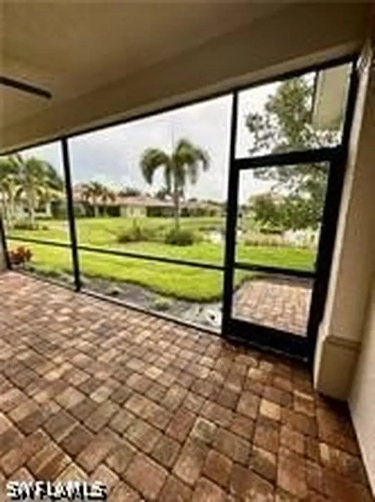 1581 Serrano Circle Naples FL 34105