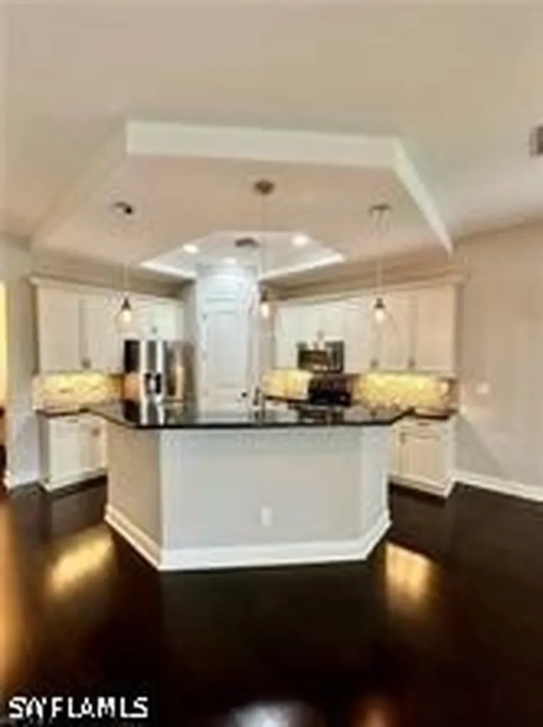 1581 Serrano Circle Naples FL 34105