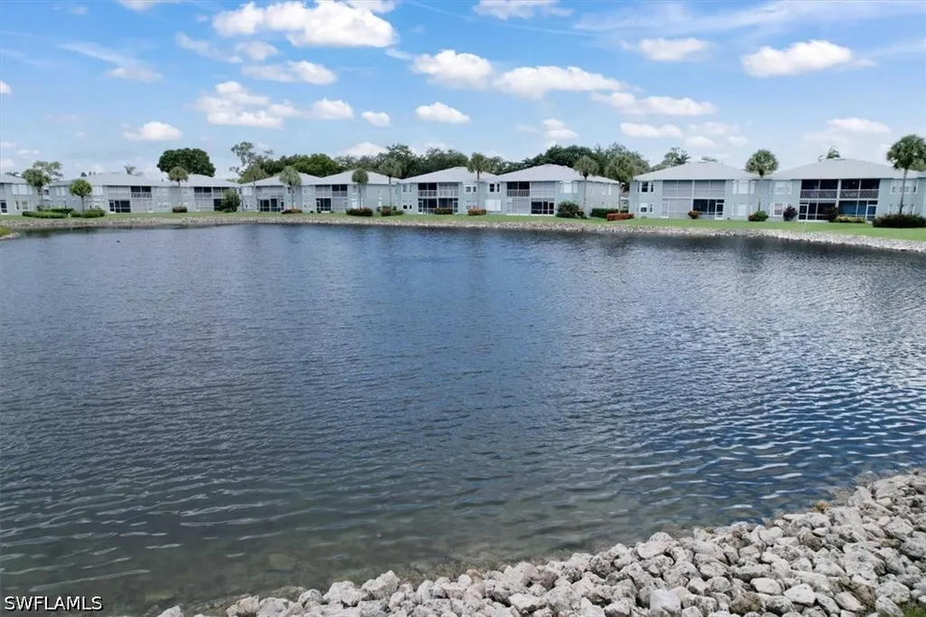 905 New Waterford Drive Naples FL 34104