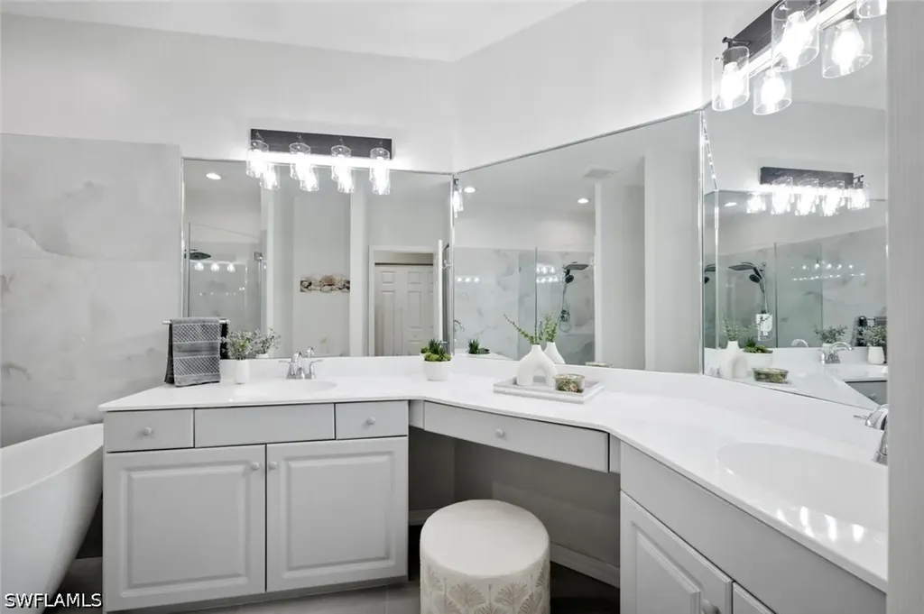 6305 Wilshire Pines Circle Naples FL 34109