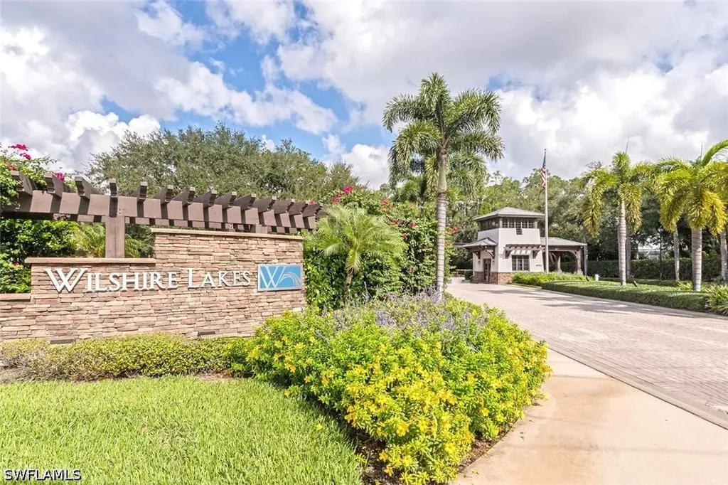 6305 Wilshire Pines Circle Naples FL 34109