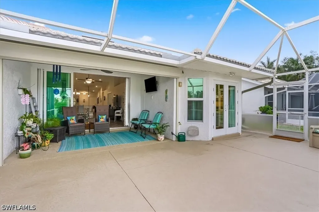 2266 Stacil Circle Naples FL 34109