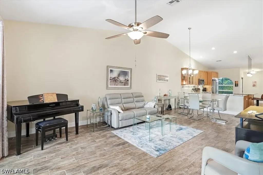 2266 Stacil Circle Naples FL 34109