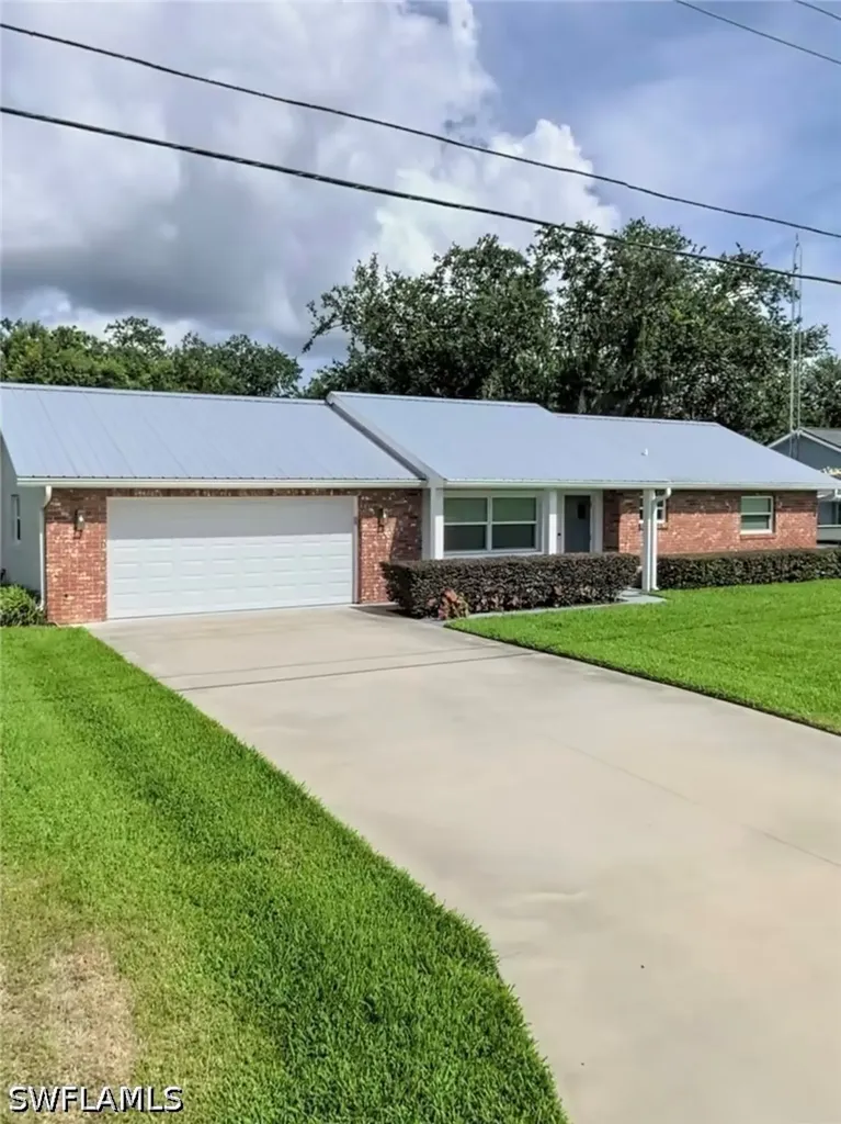 864 Peachtree Drive Lake Placid FL 33852