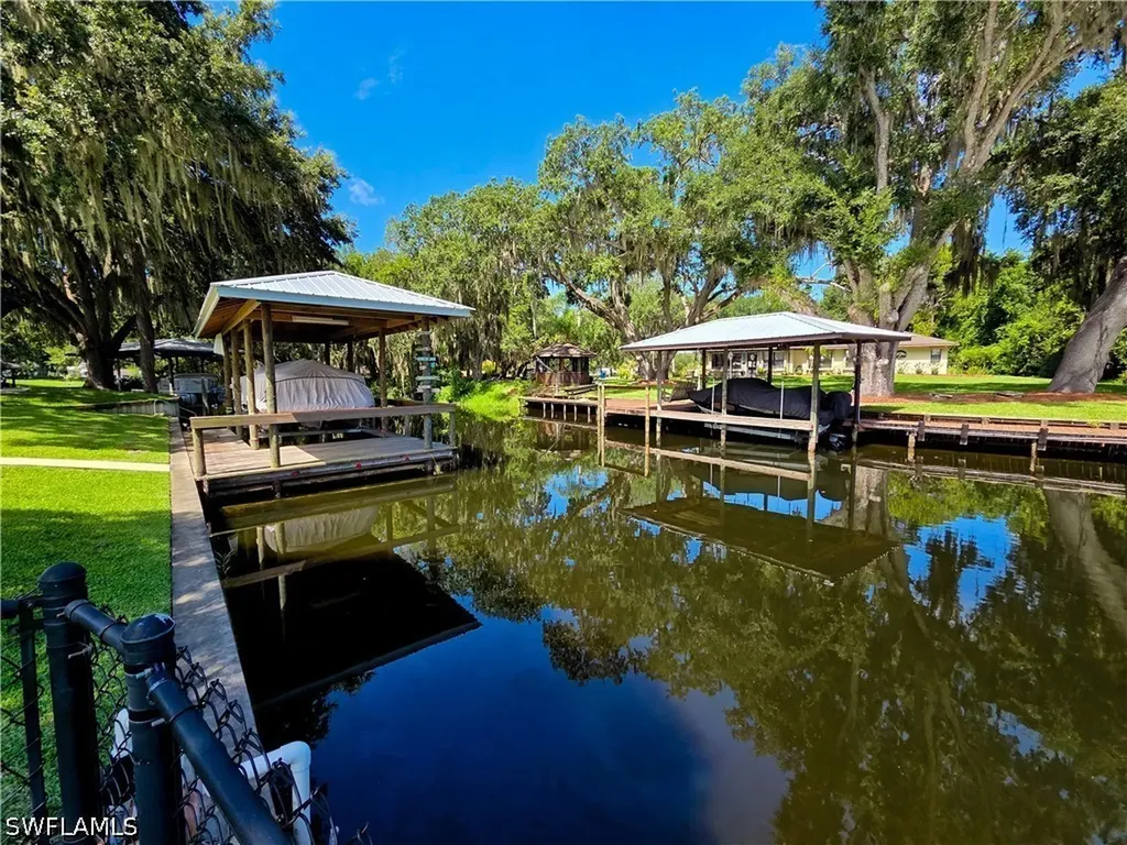 864 Peachtree Drive Lake Placid FL 33852