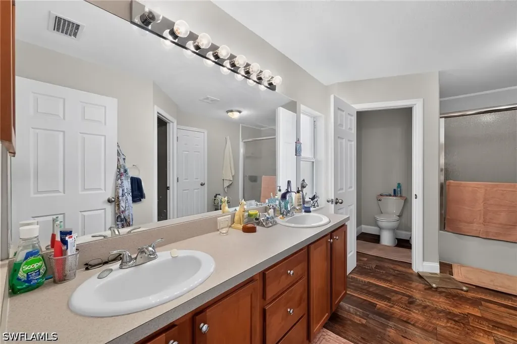 2206 NE 24th Terrace Cape Coral FL 33909