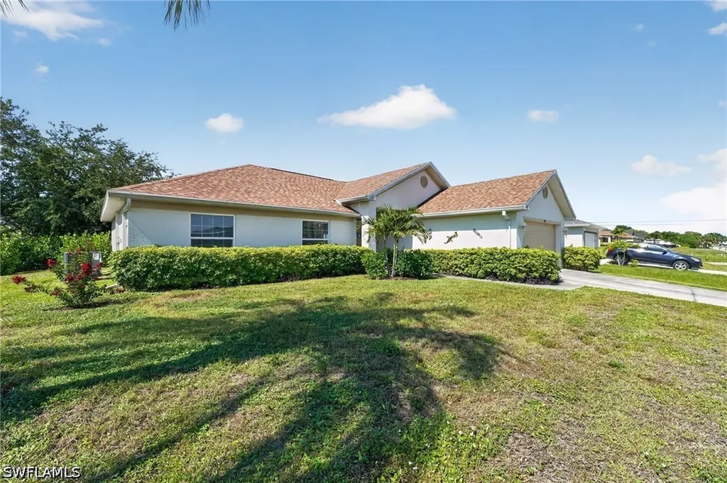 2206 NE 24th Terrace Cape Coral FL 33909