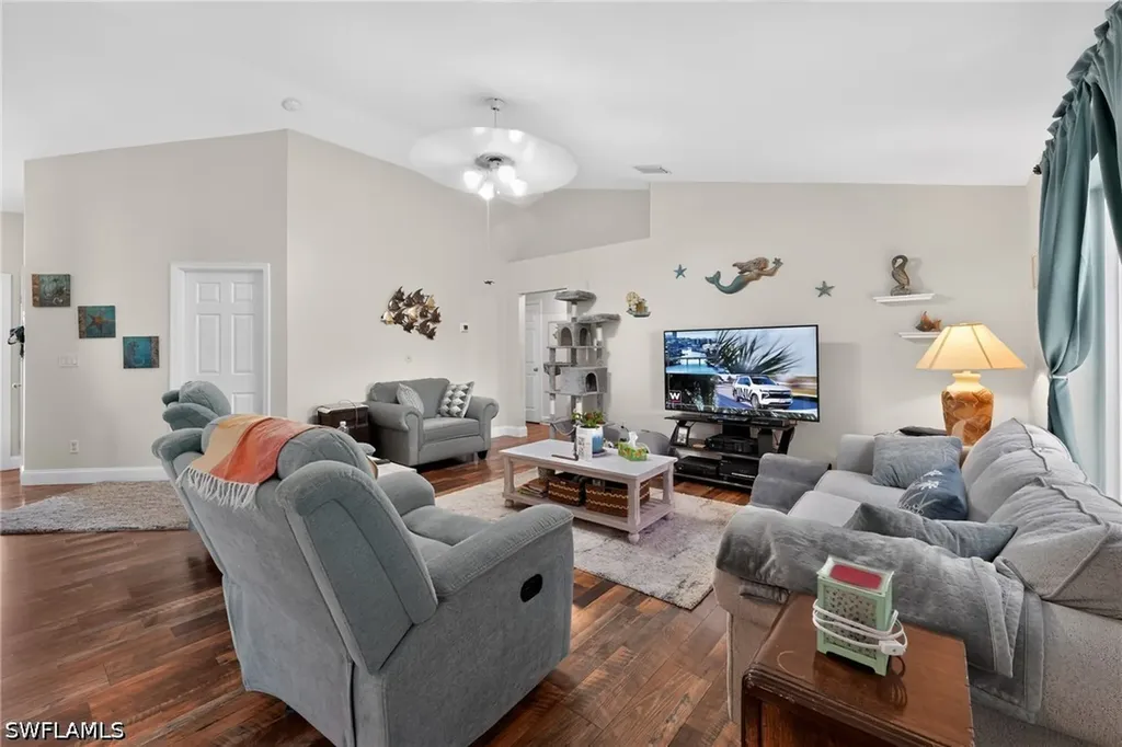 2206 NE 24th Terrace Cape Coral FL 33909