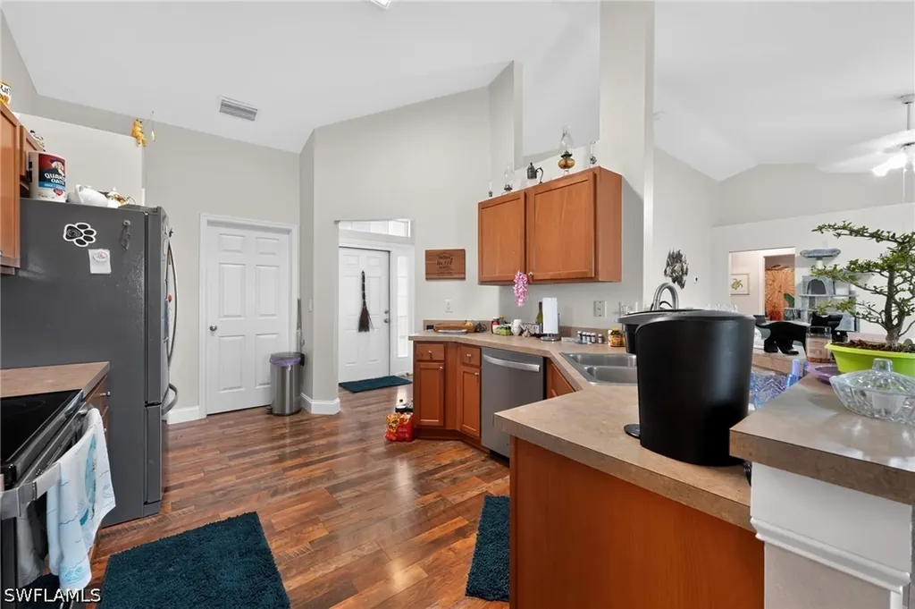 2206 NE 24th Terrace Cape Coral FL 33909