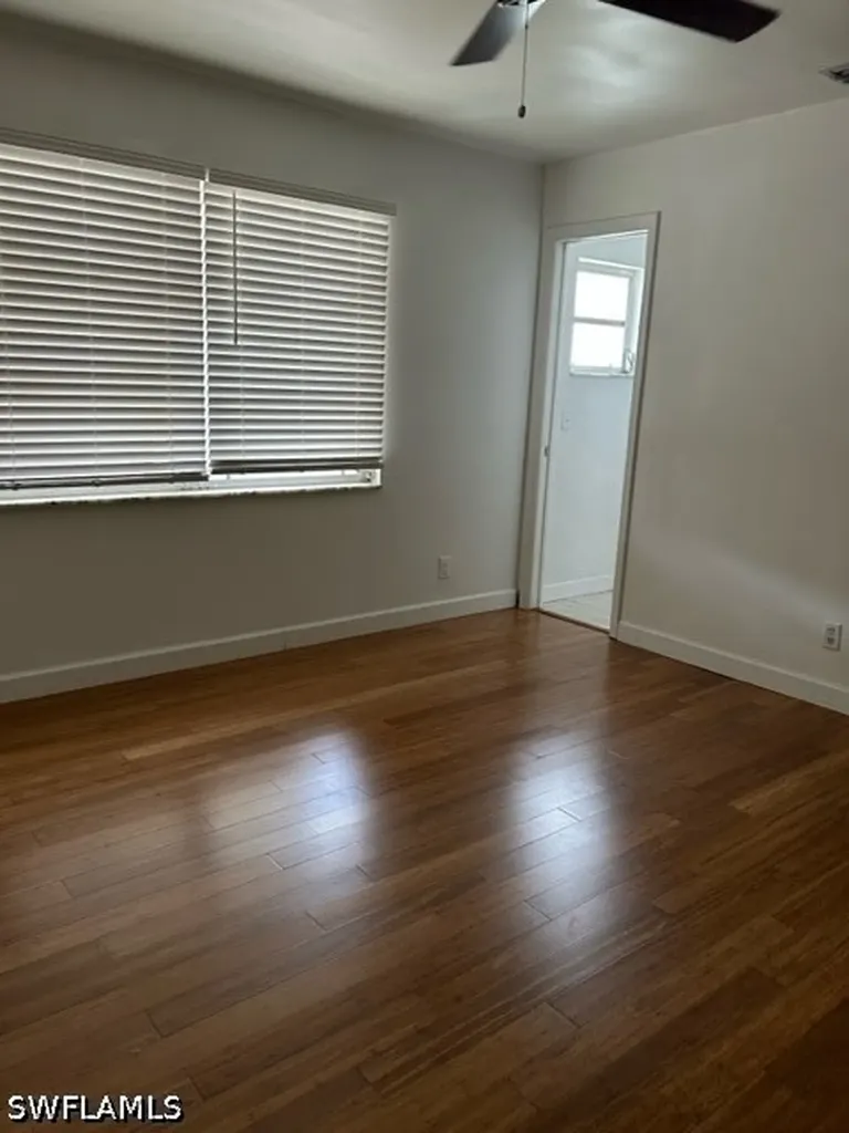 656 Palm View Drive Naples FL 34110