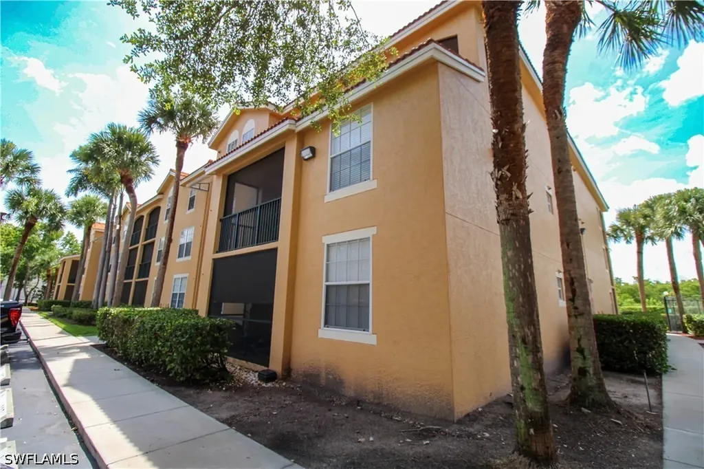 8659 River Homes Lane Bonita Springs FL 34135
