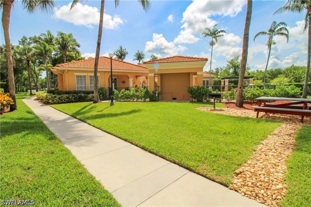 8659 River Homes Lane Bonita Springs FL 34135
