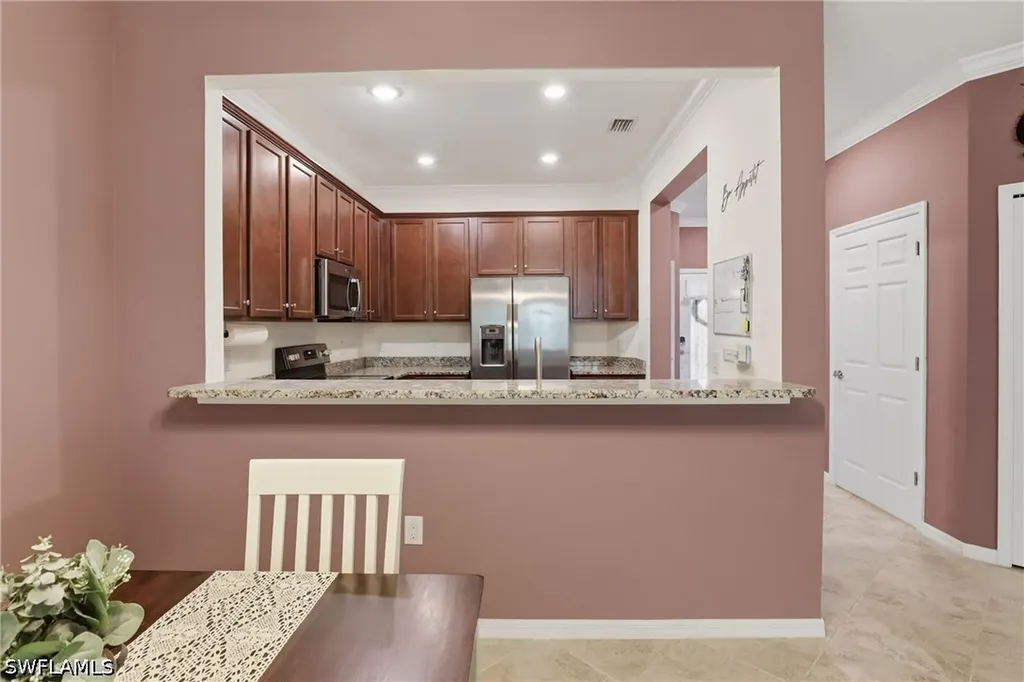 2722 Citrus Street Naples FL 34120