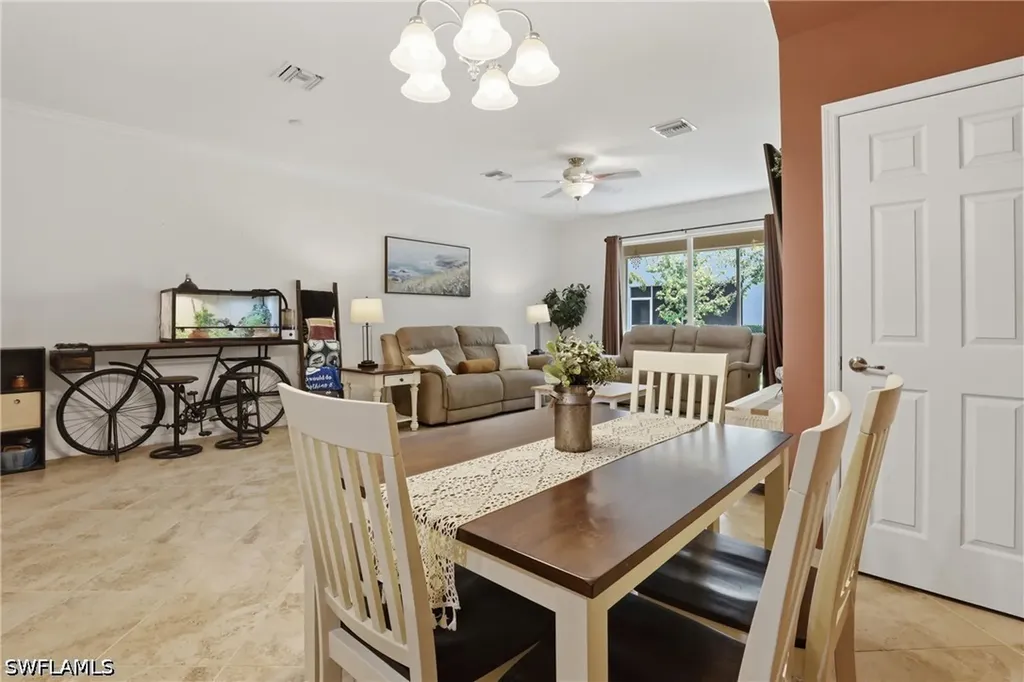 2722 Citrus Street Naples FL 34120