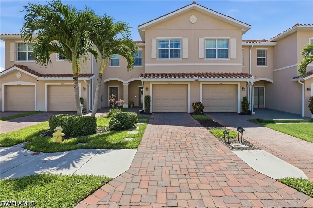 2722 Citrus Street Naples FL 34120