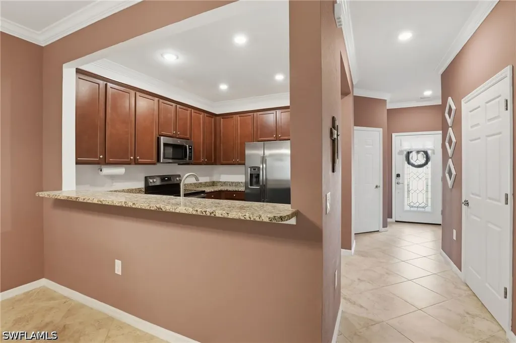 2722 Citrus Street Naples FL 34120