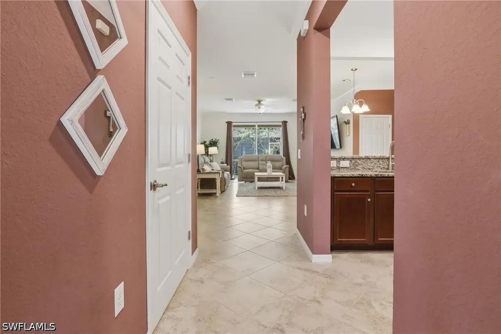 2722 Citrus Street Naples FL 34120